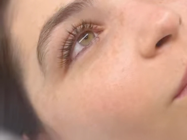 Lashes after a lift treatment at the Erothots beauty salon