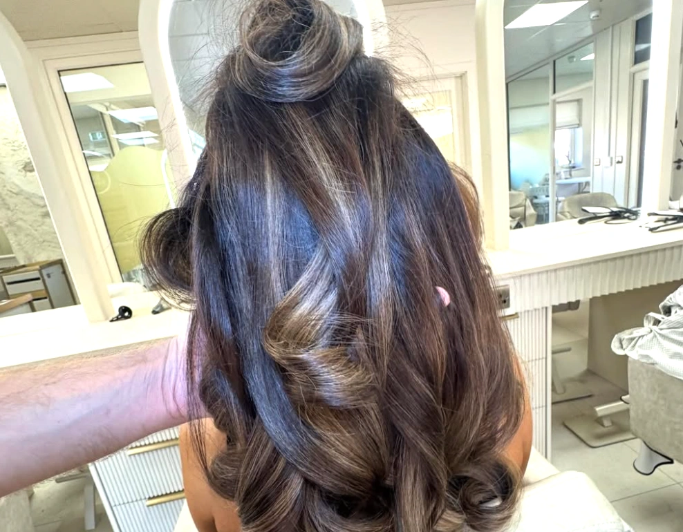 Occasion styling and updo at the Erothots salon