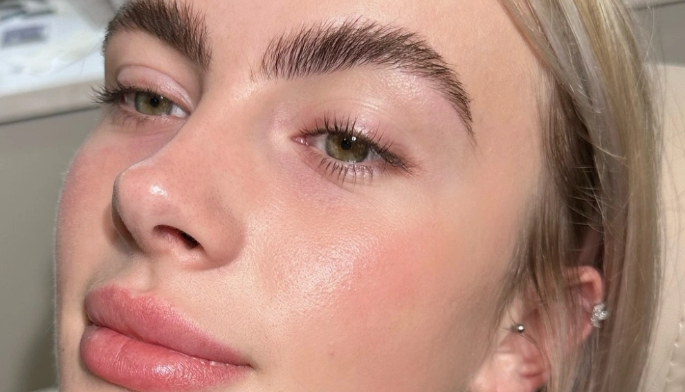 Silicone lash lift shields in four sizes at the Erothots salon