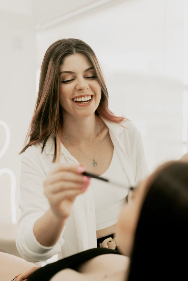 Threading technique being used along the brow line at Erothots